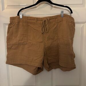 Old Navy Women's Brown Cargo Shorts